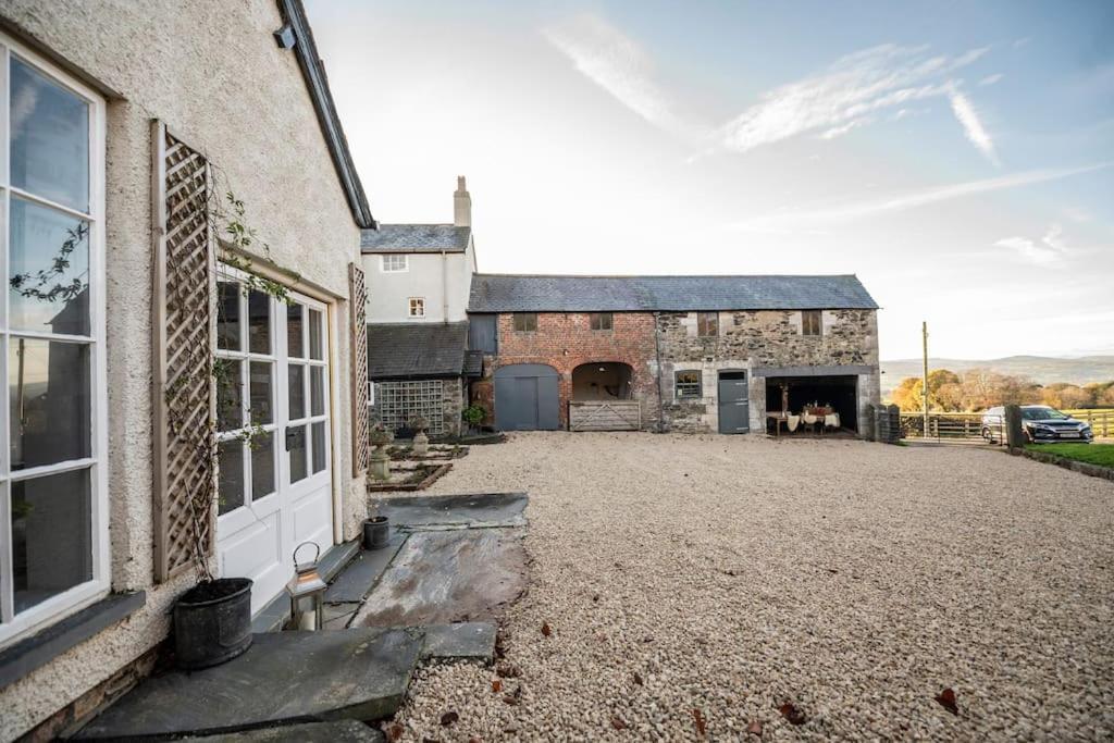 Georgian Country House -Panoramic Views -Sleeps 12 รูธิน ภายนอก รูปภาพ