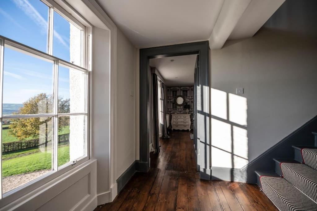 Georgian Country House -Panoramic Views -Sleeps 12 รูธิน ภายนอก รูปภาพ