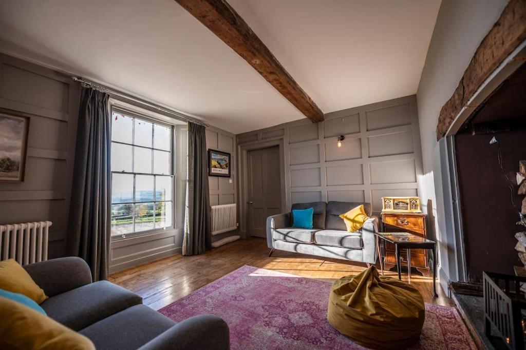 Georgian Country House -Panoramic Views -Sleeps 12 รูธิน ภายนอก รูปภาพ