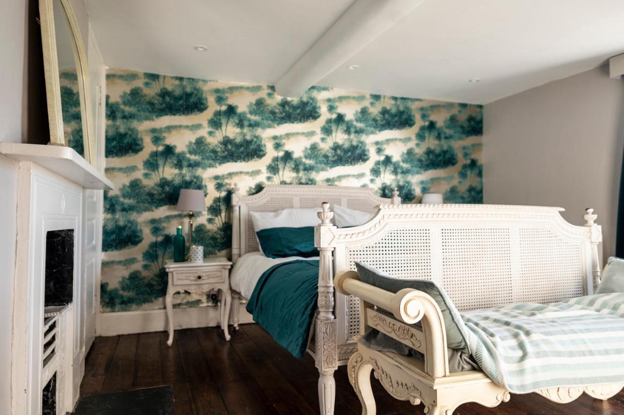 Georgian Country House -Panoramic Views -Sleeps 12 รูธิน ภายนอก รูปภาพ