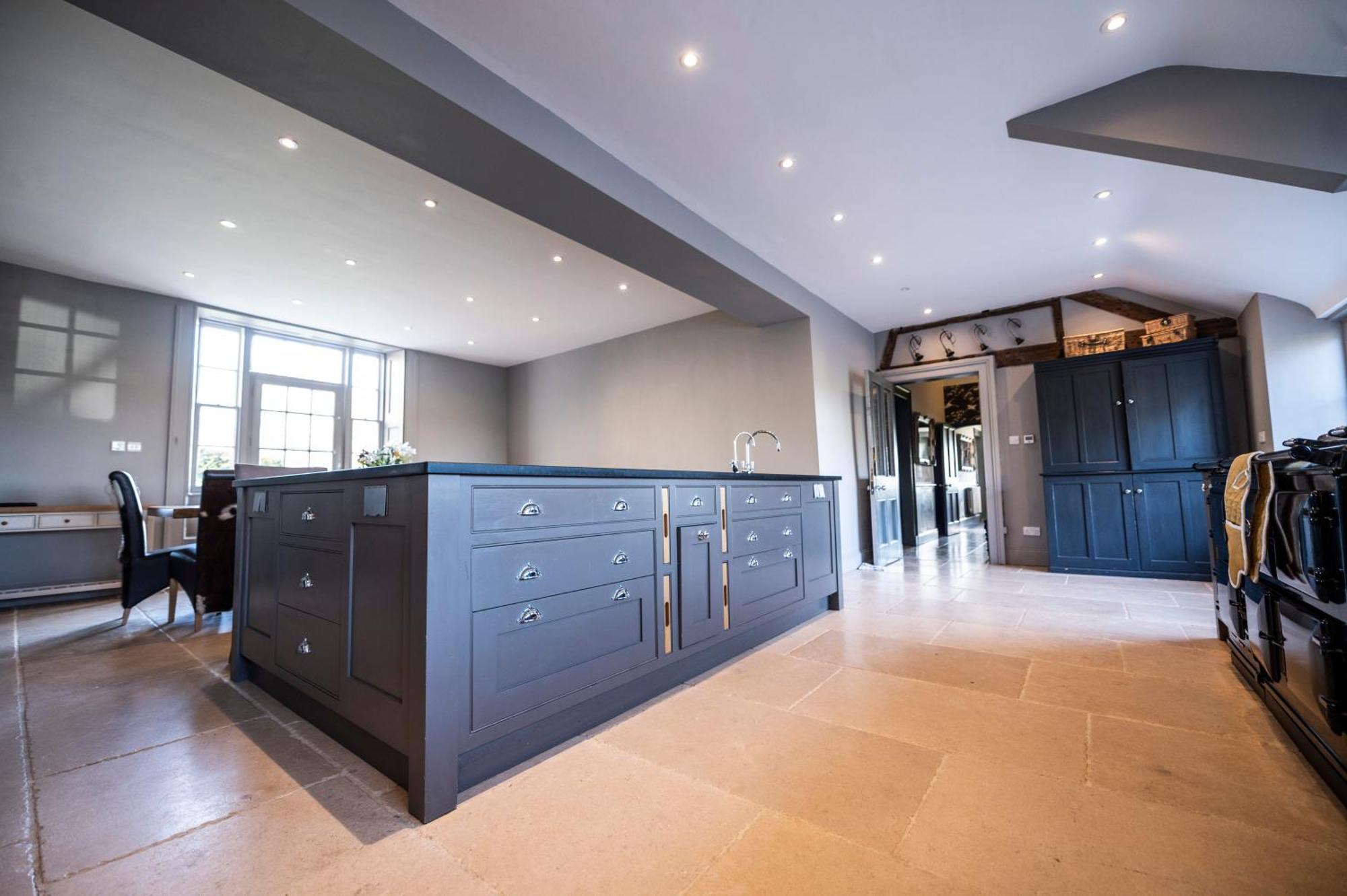 Georgian Country House -Panoramic Views -Sleeps 12 รูธิน ภายนอก รูปภาพ