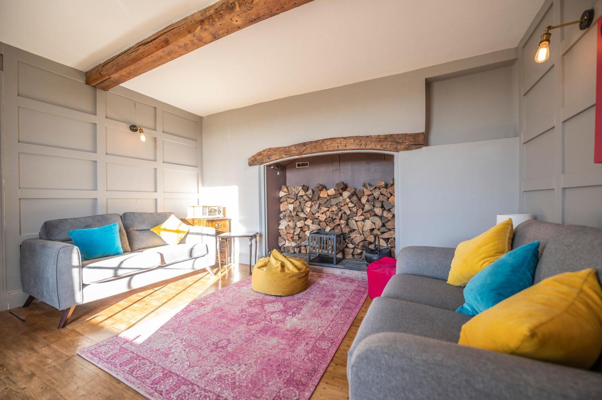 Georgian Country House -Panoramic Views -Sleeps 12 รูธิน ภายนอก รูปภาพ